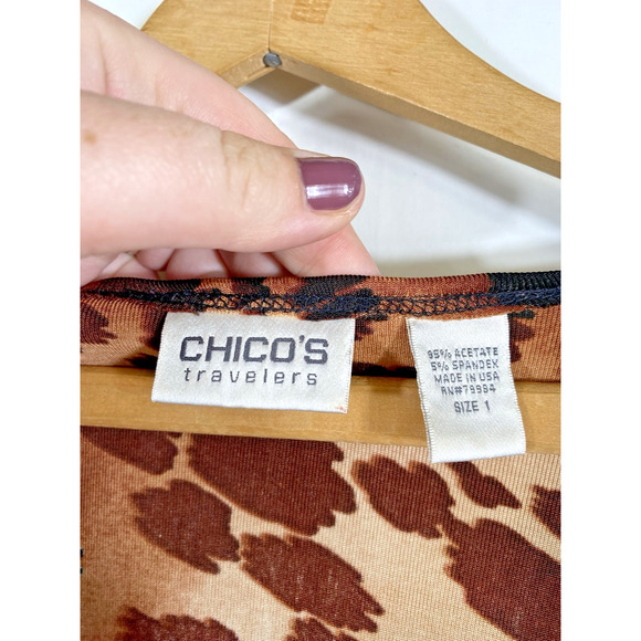 Chicos Travelers Size 1 / Medium Top Animal Print Y2K Cinched Knit Mob Wife - Picture 9 of 12
